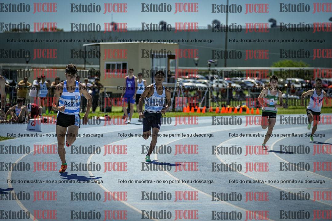 Fotos de los 800 m llanos de varones