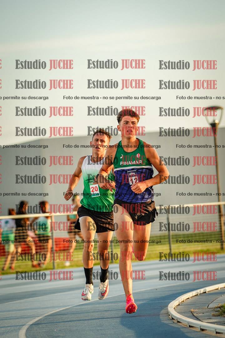 Fotos de los 3000 m llanos de varones