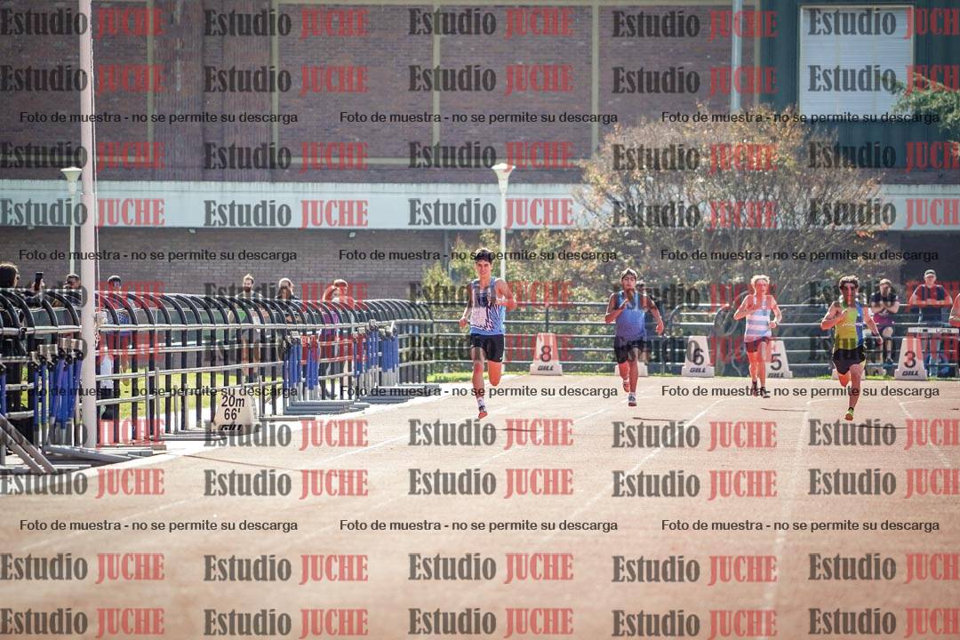 Fotos de los 200 m llanos de varones