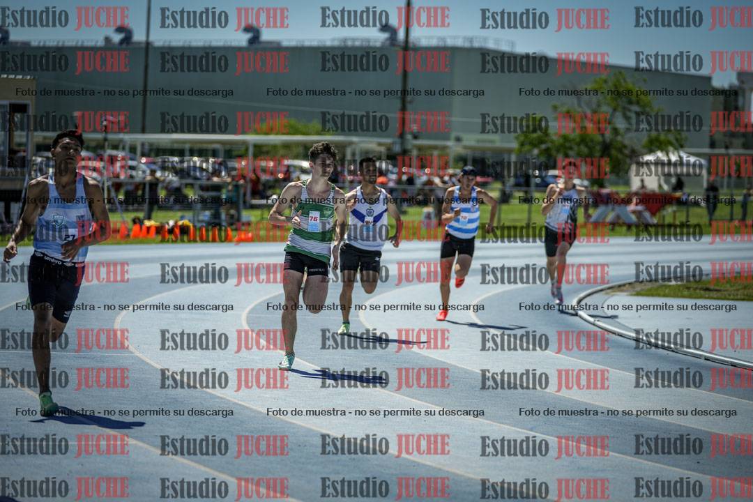 Fotos de los 800 m llanos de varones