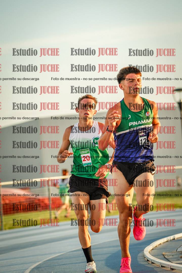 Fotos de los 3000 m llanos de varones