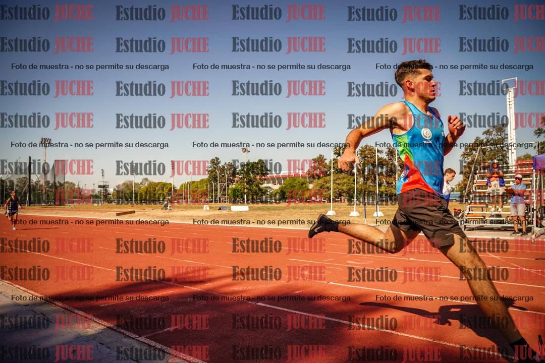 Fotos de los 200 m llanos de varones