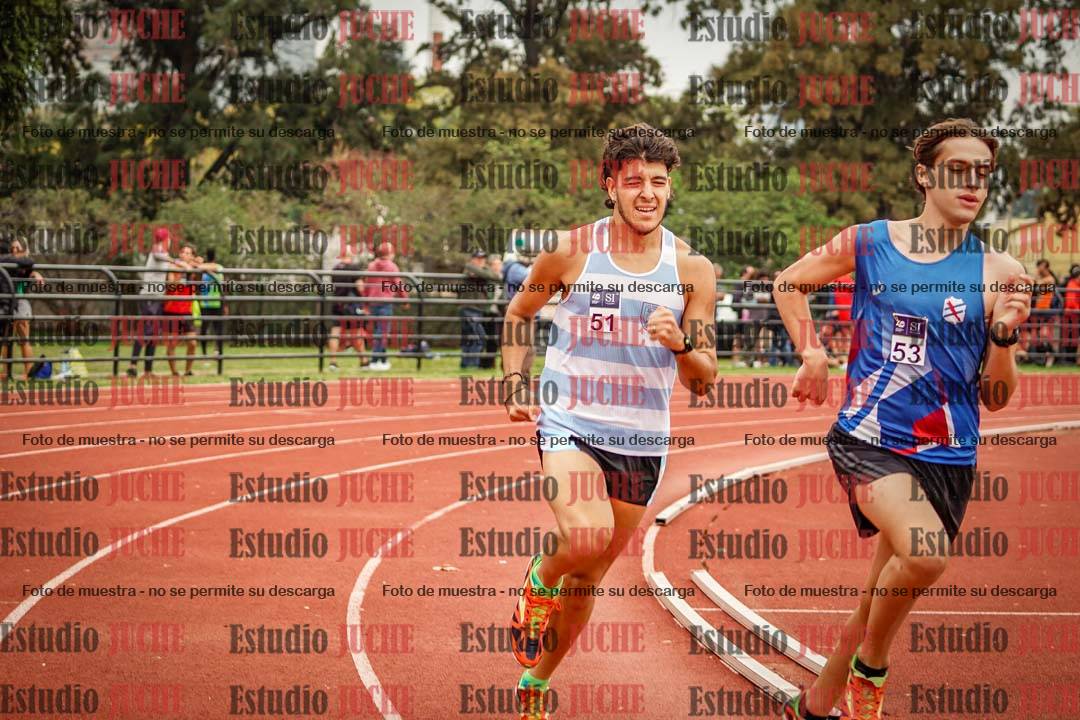 Fotos de los 800 m llanos de varones