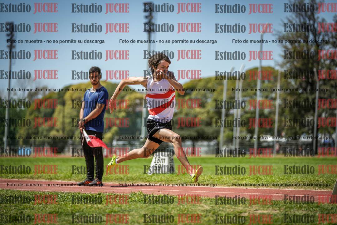 Fotos del salto en largo de varones - (incluye octatlón)