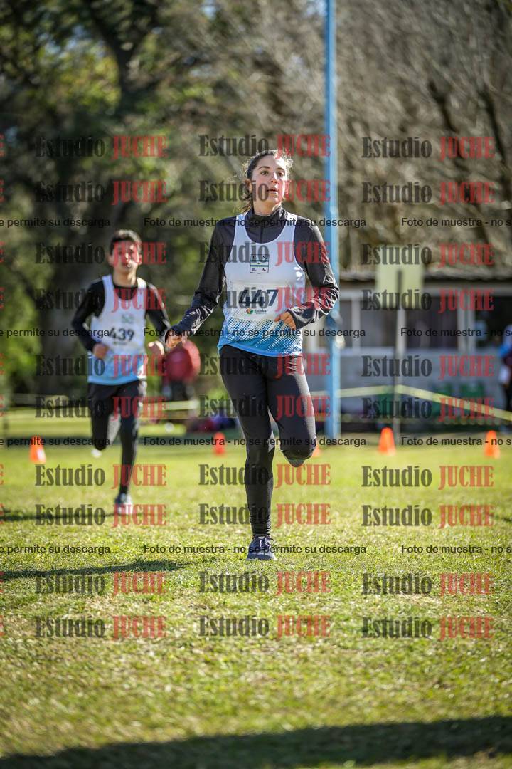 Fotos de la llegada del cross de 2000 m