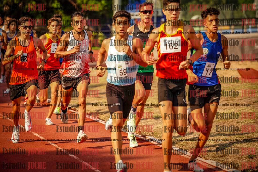 Fotos de los 1500 m llanos de varones