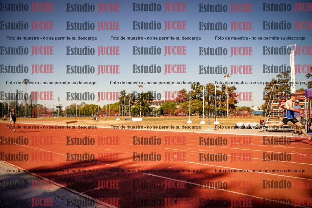 Fotos de los 200 m llanos de varones