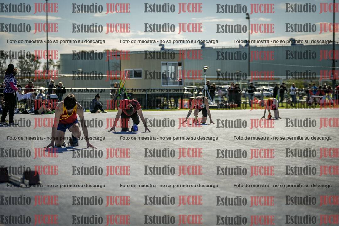 Fotos de los 400 m llanos de varones