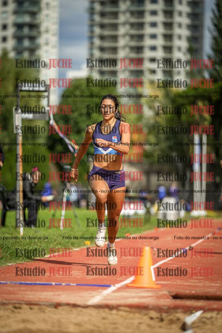Fotos del salto en largo - mujeres mayores