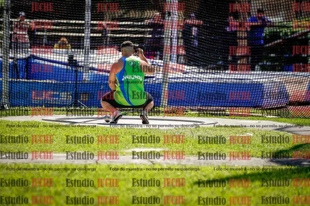 Fotos del lanzamiento de martillo de varones