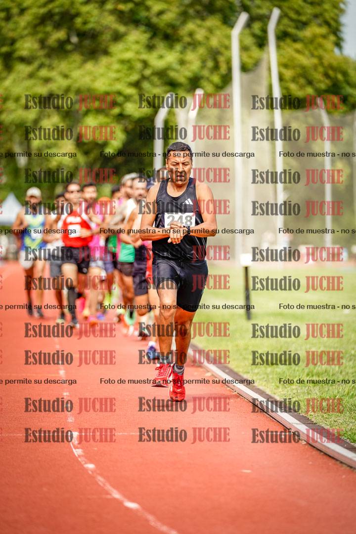 Fotos de los 3000 m llanos de varones