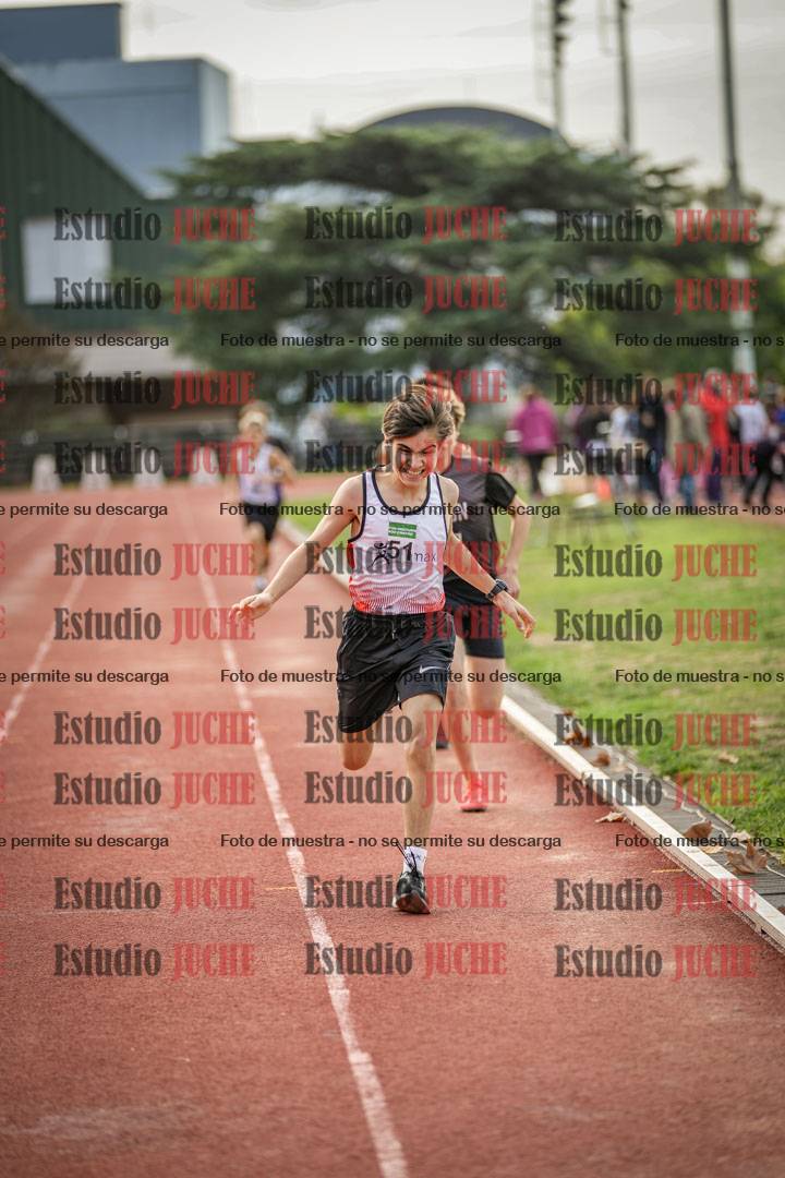 Fotos de los 600 m llanos de varones