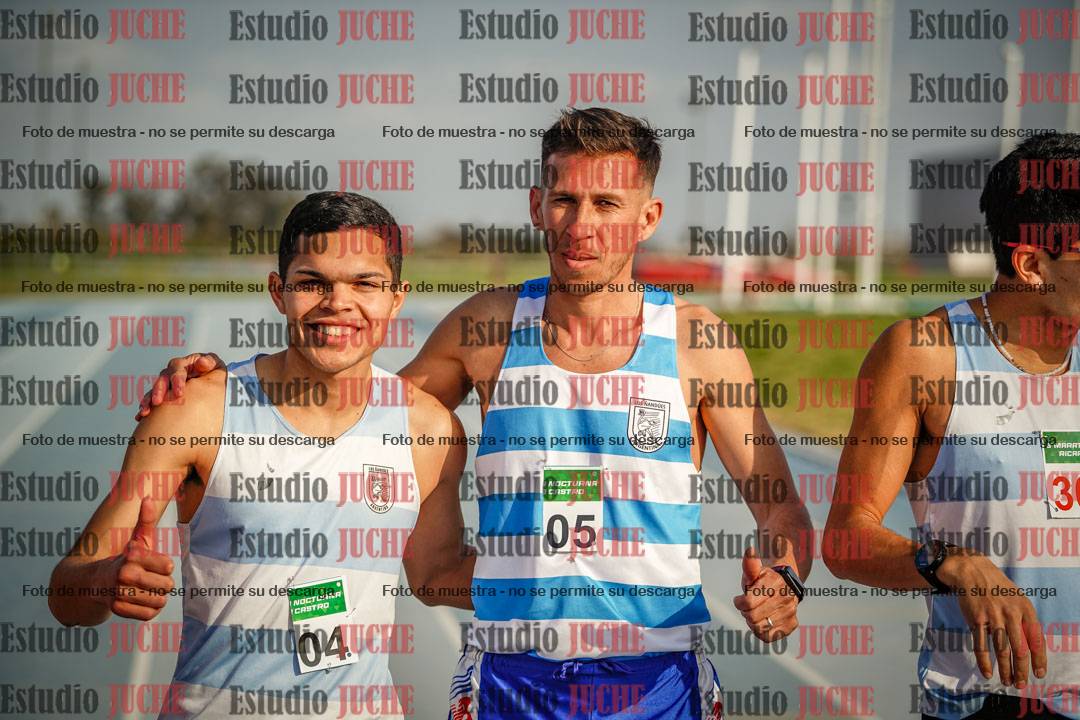 Fotos de los 3000 m llanos de varones