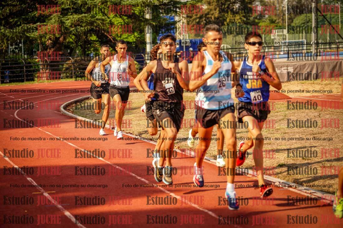 Fotos de los 1500 m llanos de varones