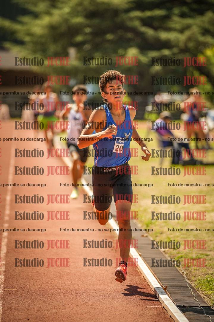 Fotos de los 600 m llanos de varones