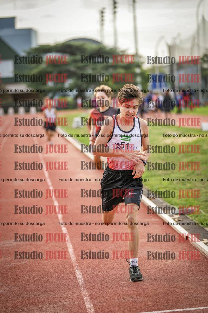 Fotos de los 600 m llanos de varones