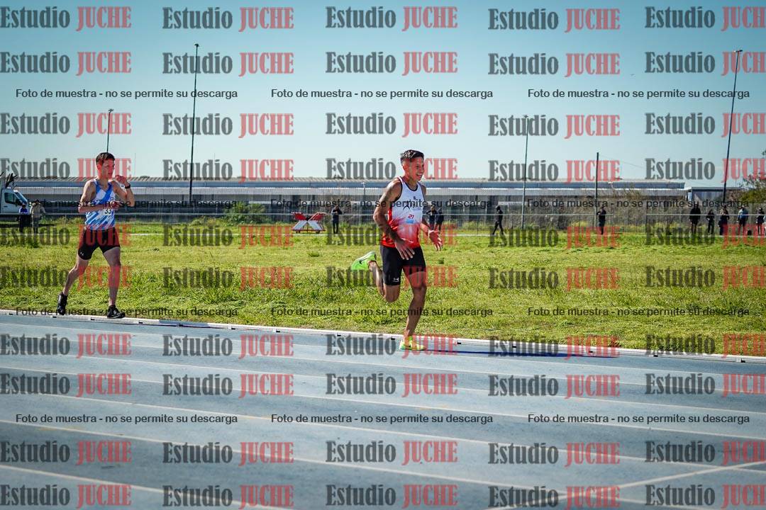 Fotos de los 5000 m llanos de mujeres y varones