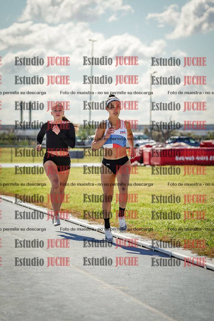 Fotos de los 800 m llanos de mujeres - heptatlón 7