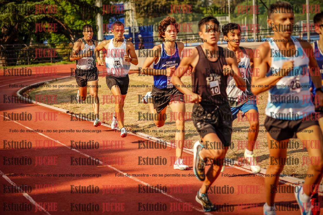 Fotos de los 1500 m llanos de varones