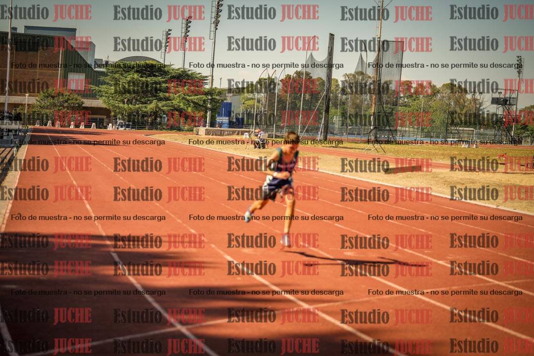 Fotos de los 200 m llanos de varones