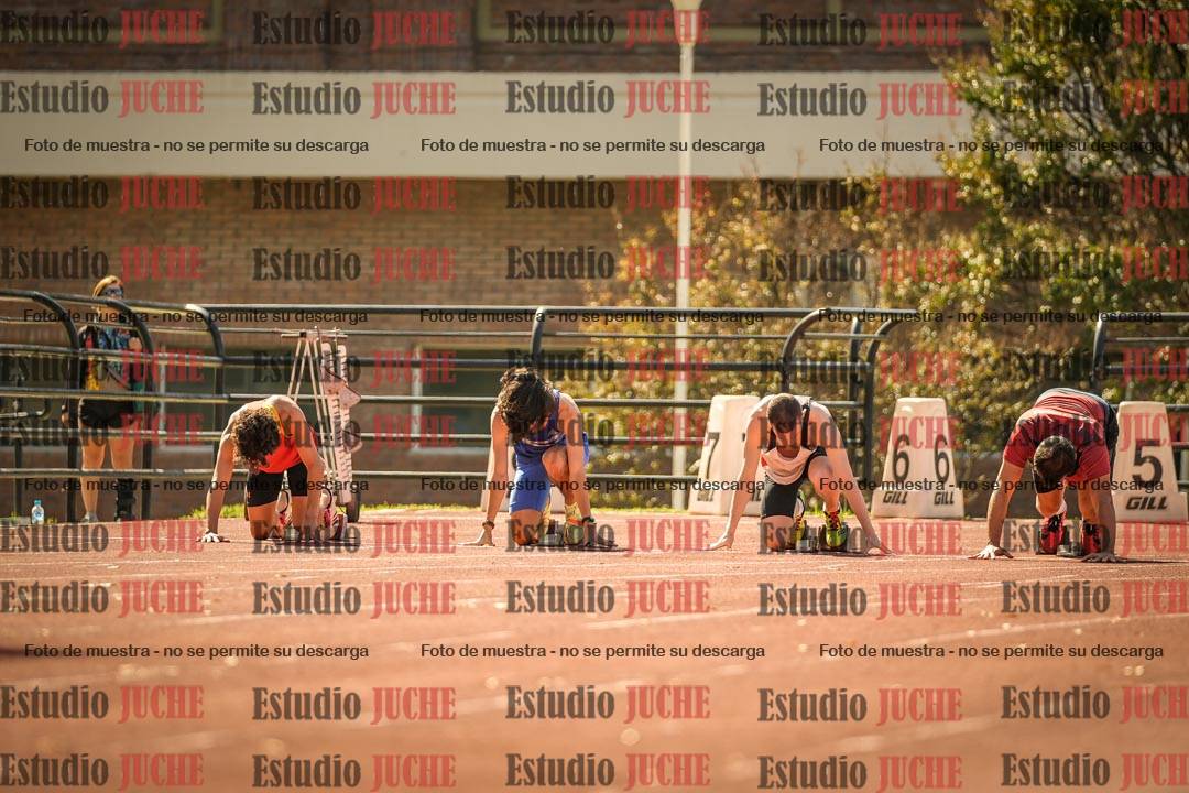 Fotos de los 100 m llanos de varones