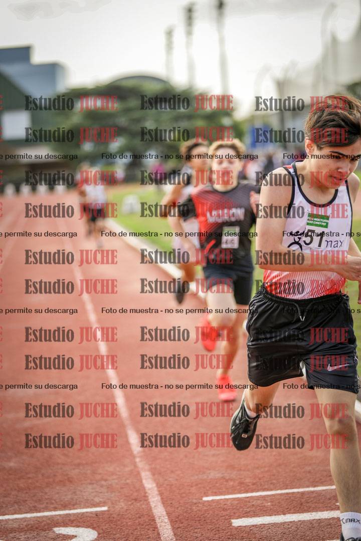 Fotos de los 600 m llanos de varones