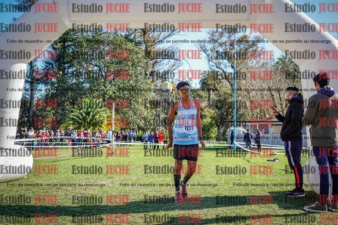 Fotos de la llegada del cross de 6000 m
