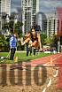 Fotos del salto en largo - mujeres mayores