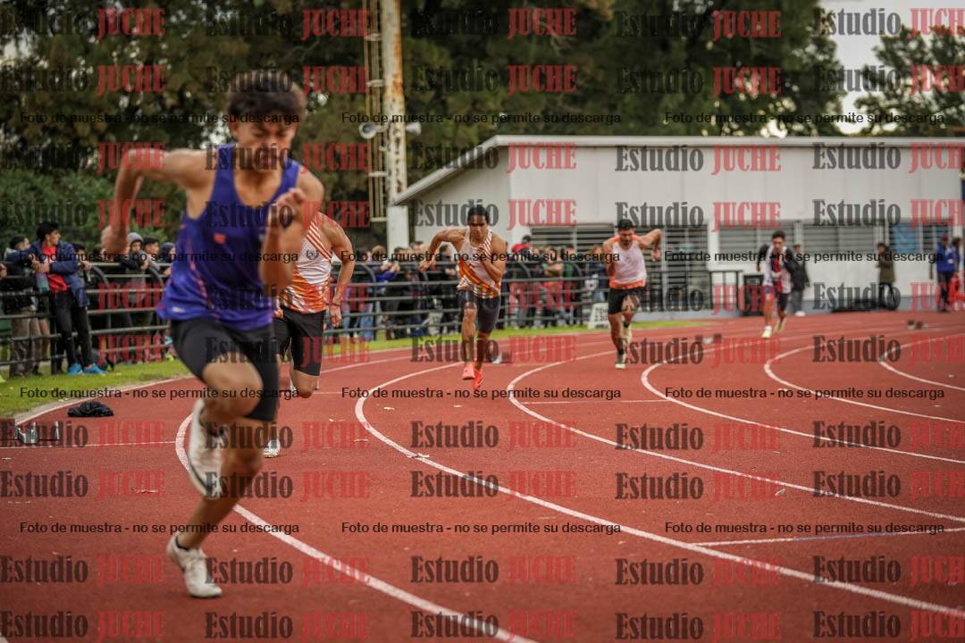 Fotos de los 400 m llanos de varones