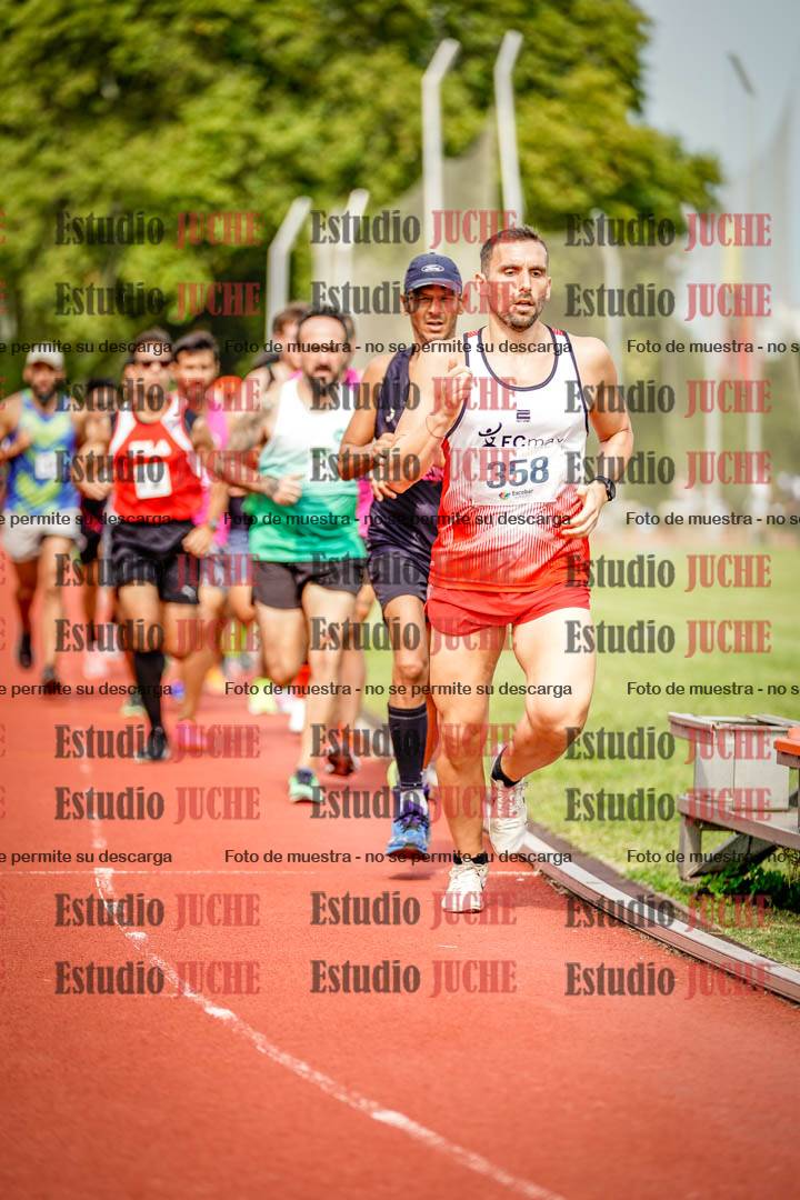 Fotos de los 3000 m llanos de varones