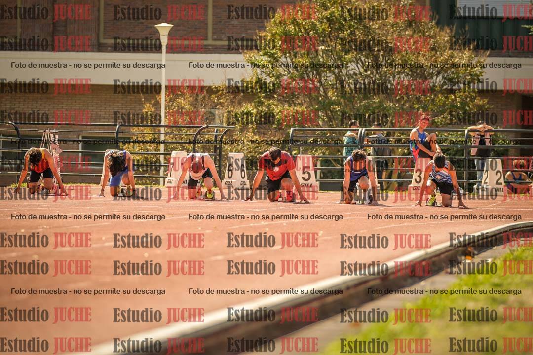 Fotos de los 100 m llanos de varones