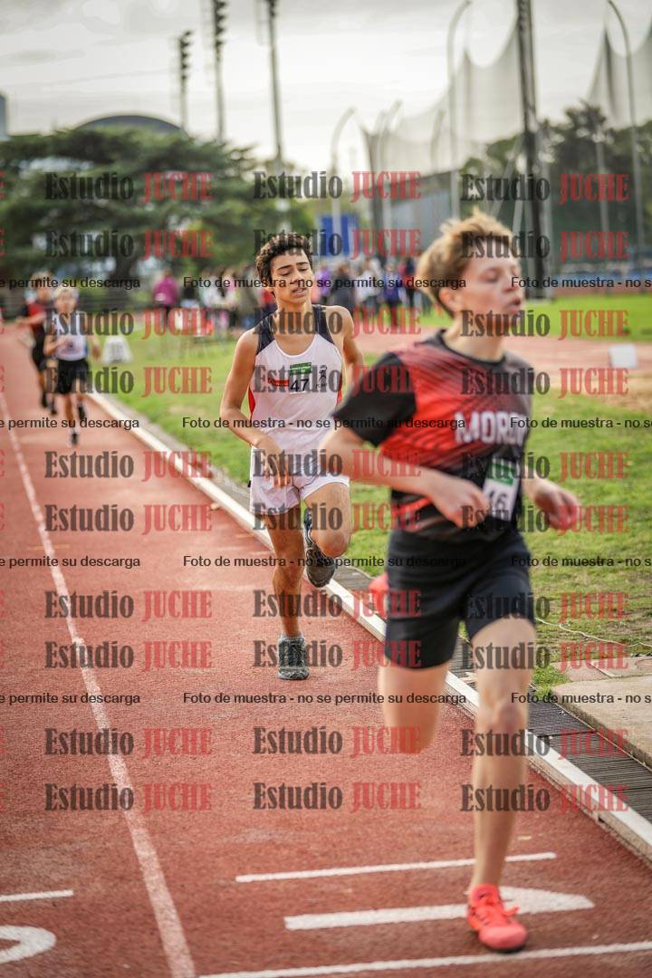 Fotos de los 600 m llanos de varones