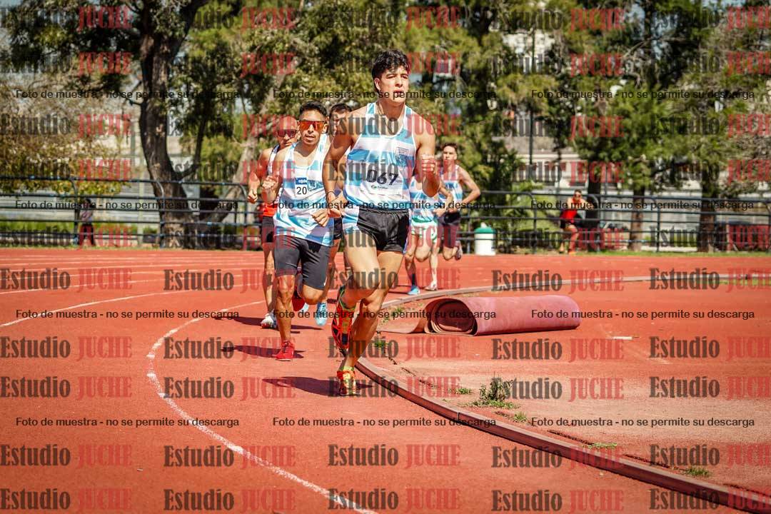 Fotos de los 1500 m llanos de varones