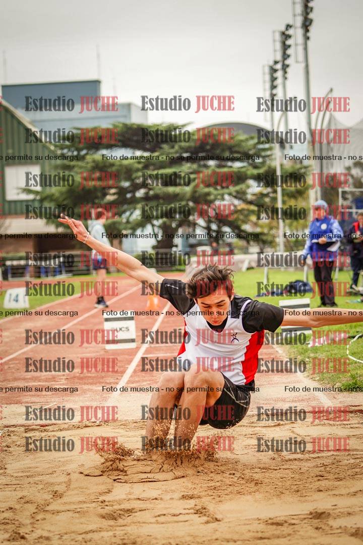Fotos del salto triple de mujeres y varones - todas las tablas