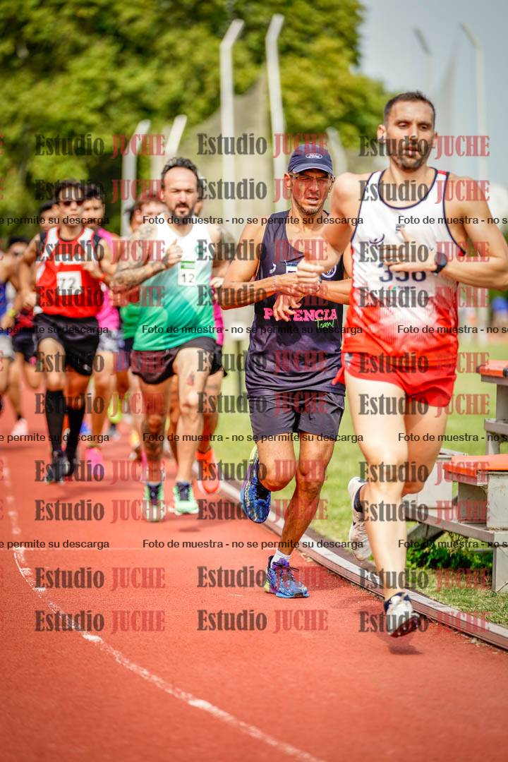 Fotos de los 3000 m llanos de varones
