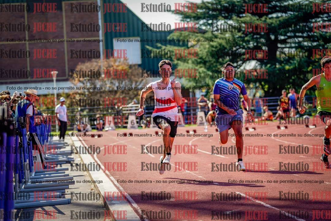 Fotos de los 100 m llanos de varones