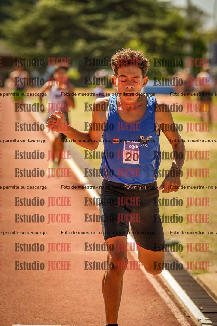 Fotos de los 600 m llanos de varones