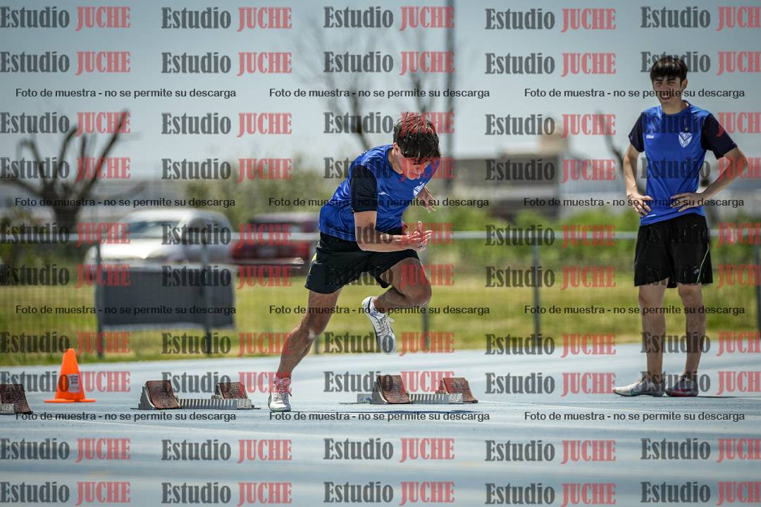 Fotos de los 100 m llanos de varones
