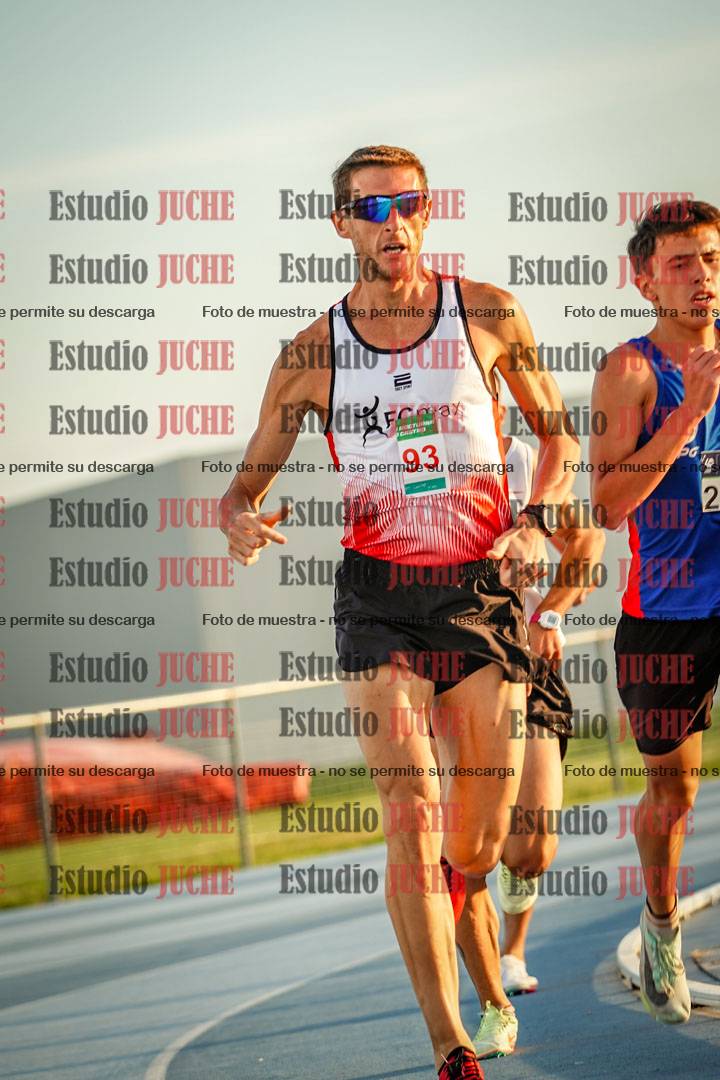 Fotos de los 3000 m llanos de varones