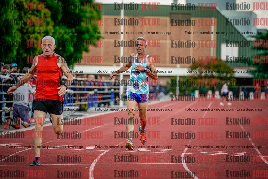 Fotos de los 400 m llanos de varones