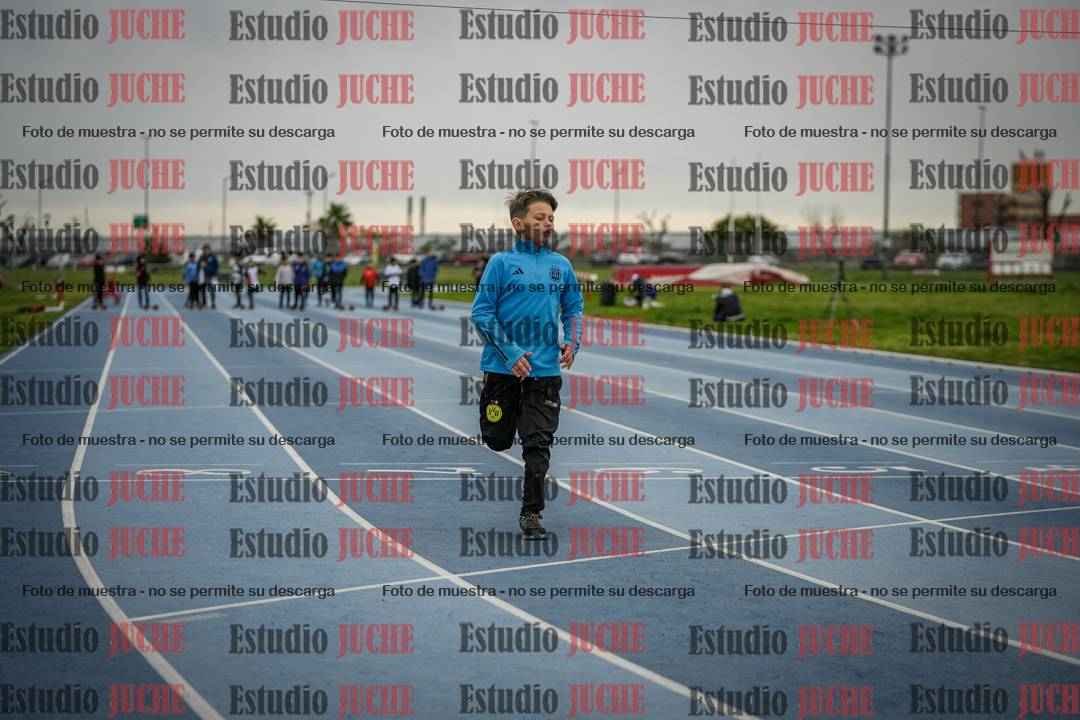 Fotos de los 50 m llanos de varones - U12