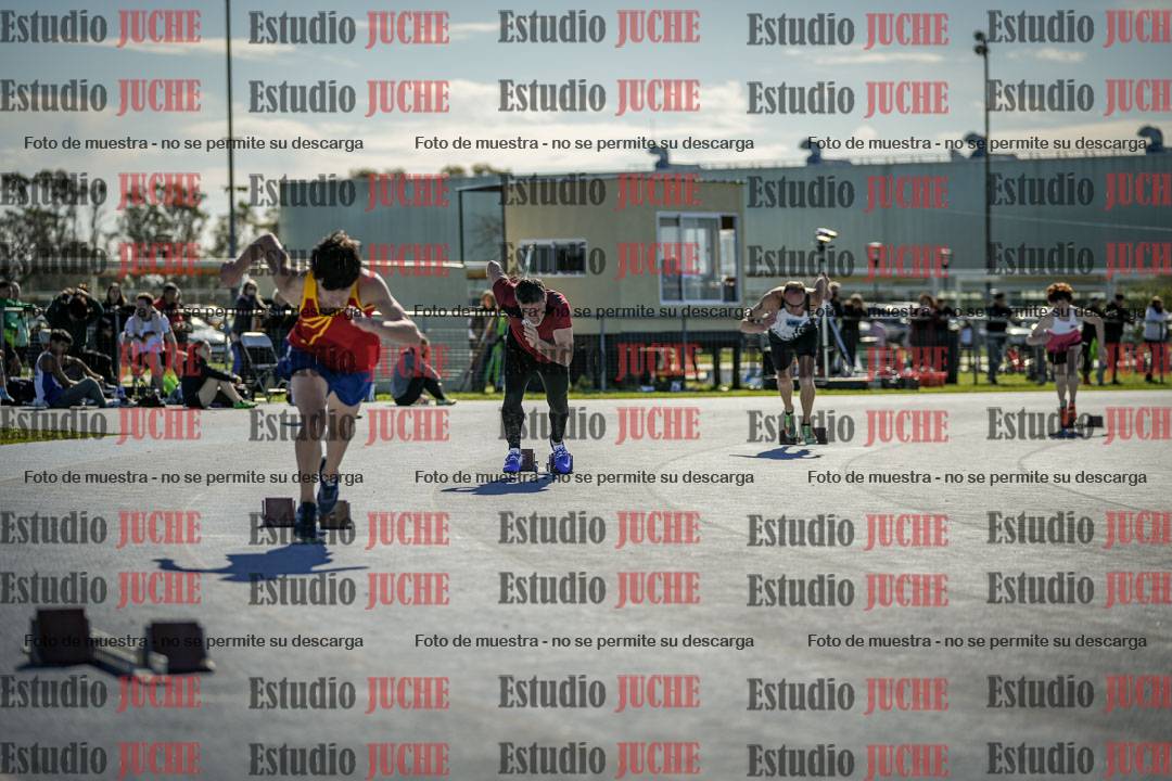 Fotos de los 400 m llanos de varones