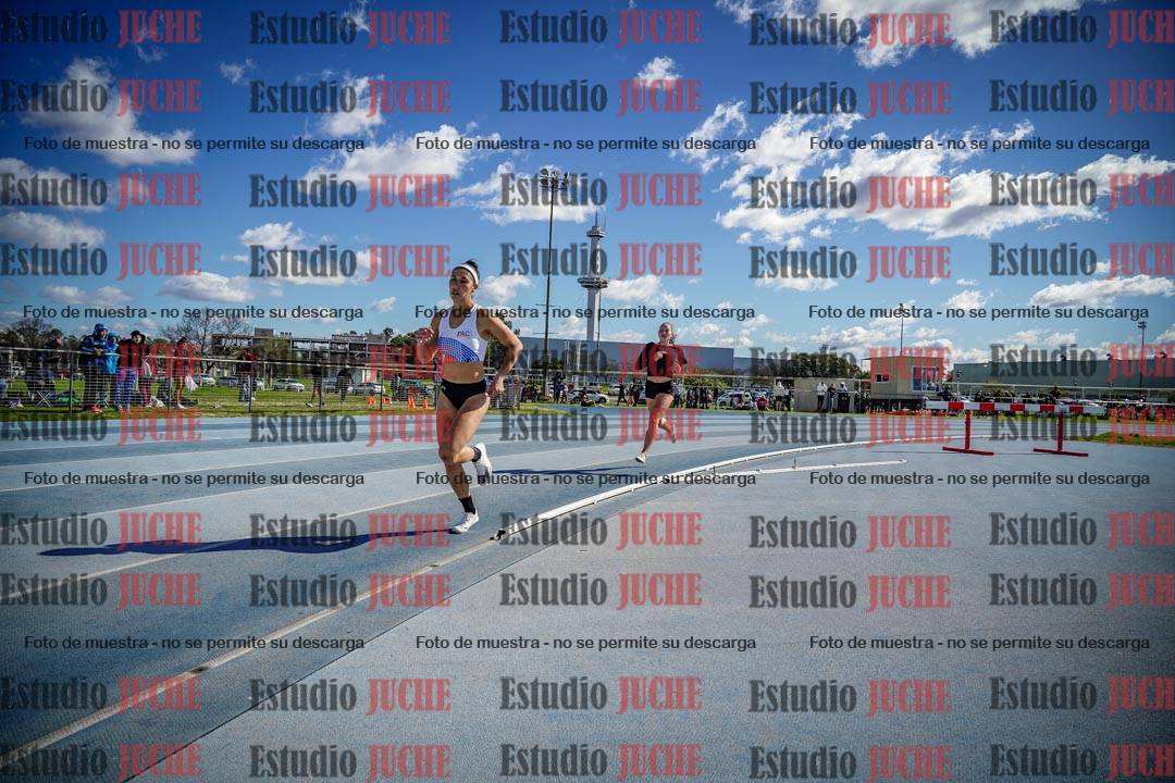 Fotos de los 800 m llanos de mujeres - heptatlón 7