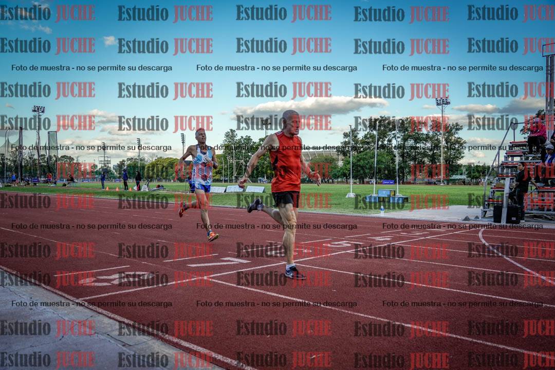 Fotos de los 400 m llanos de varones
