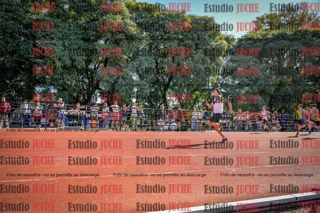 Fotos de los 100 m llanos de varones