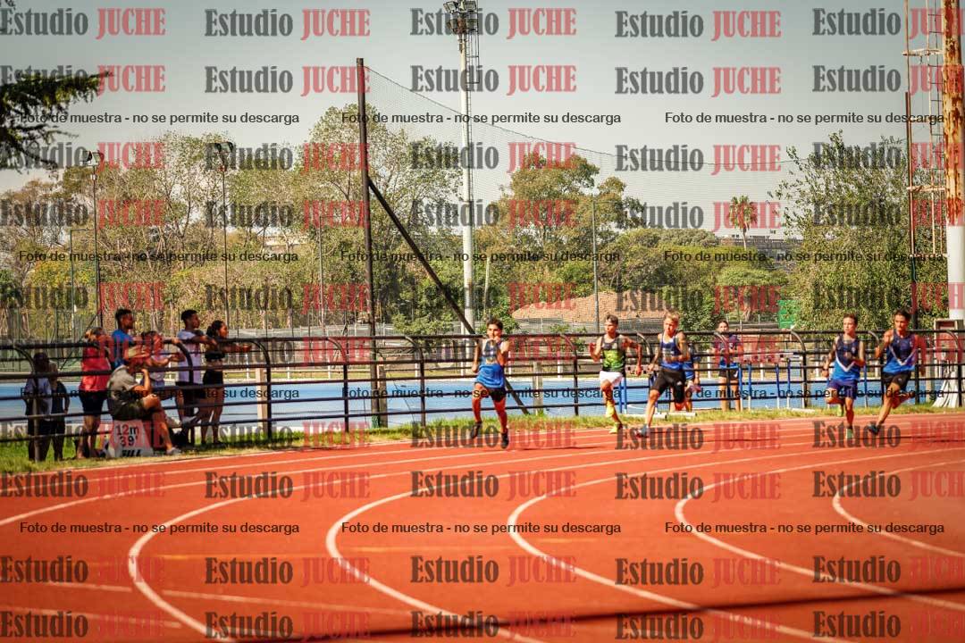 Fotos de los 200 m llanos de varones
