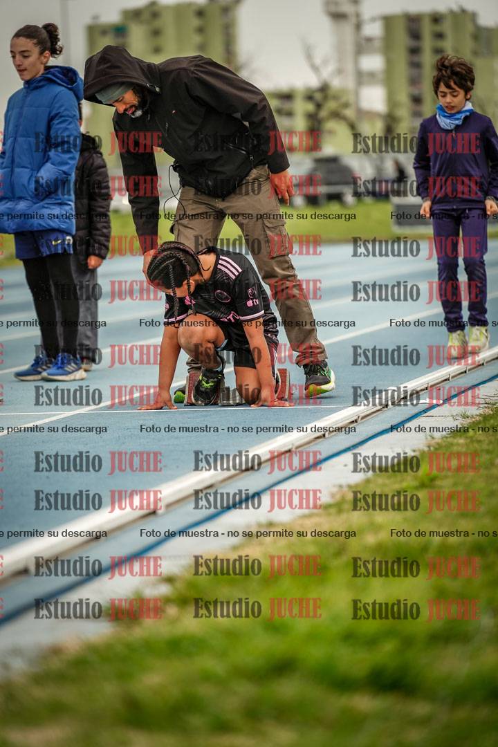 Fotos de los 50 m llanos de varones - U12