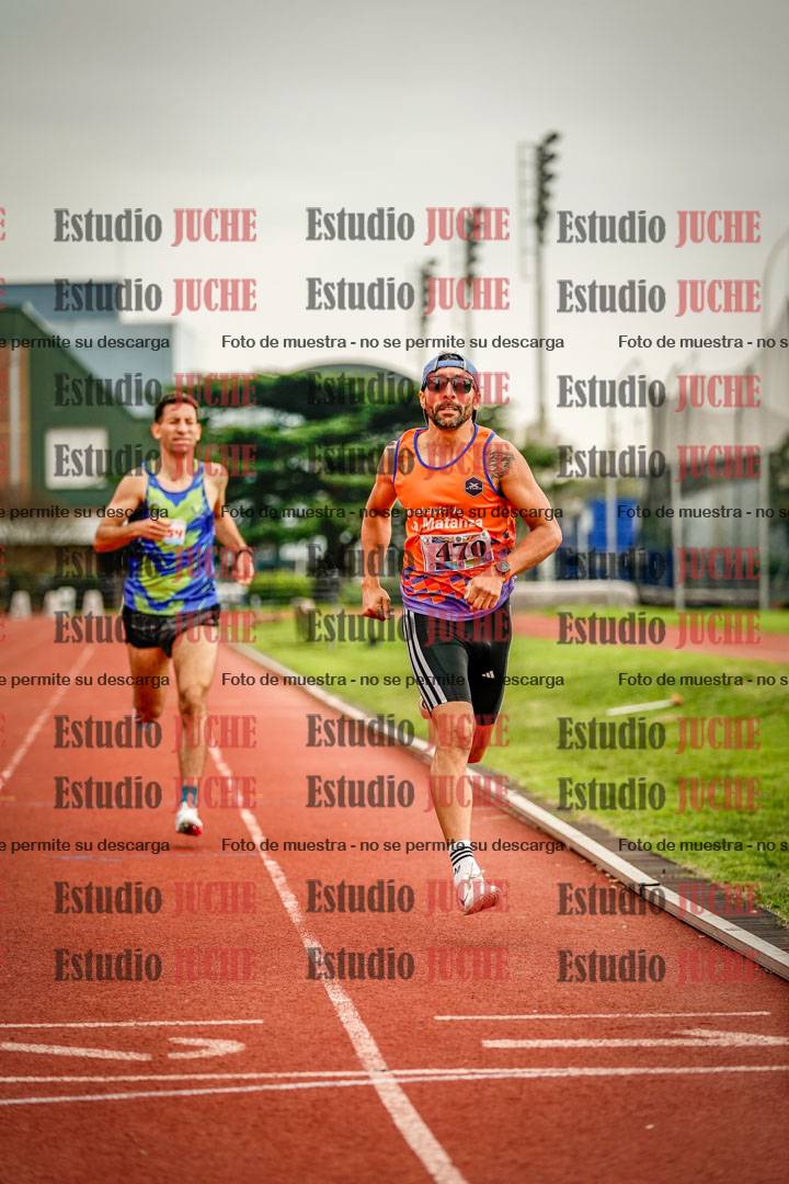Fotos de los 800 m llanos de varones