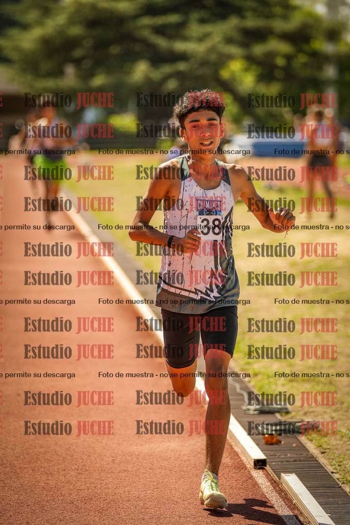 Fotos de los 600 m llanos de varones