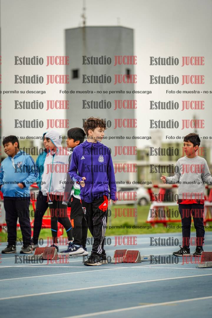 Fotos de los 50 m llanos de varones - U12